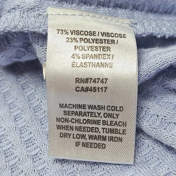 Natural Reflections Blue Waffle Knit V-Neck Top Size Medium EUC - Picture 5 of 11